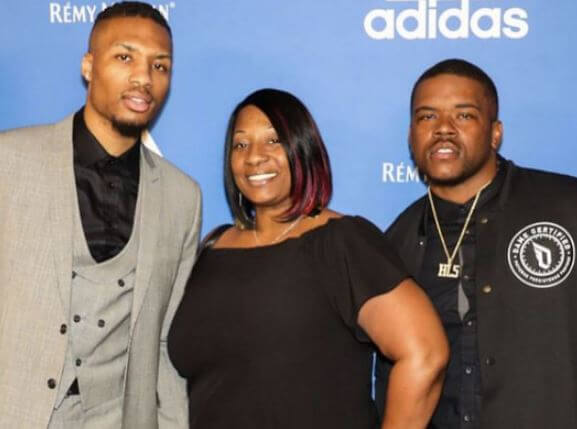 Gina Johnson with her sons Damian Lillard and Houston Lillard Jr.